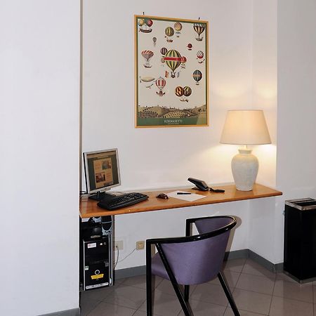 Tuscia Hotel Viterbo Bagian luar foto
