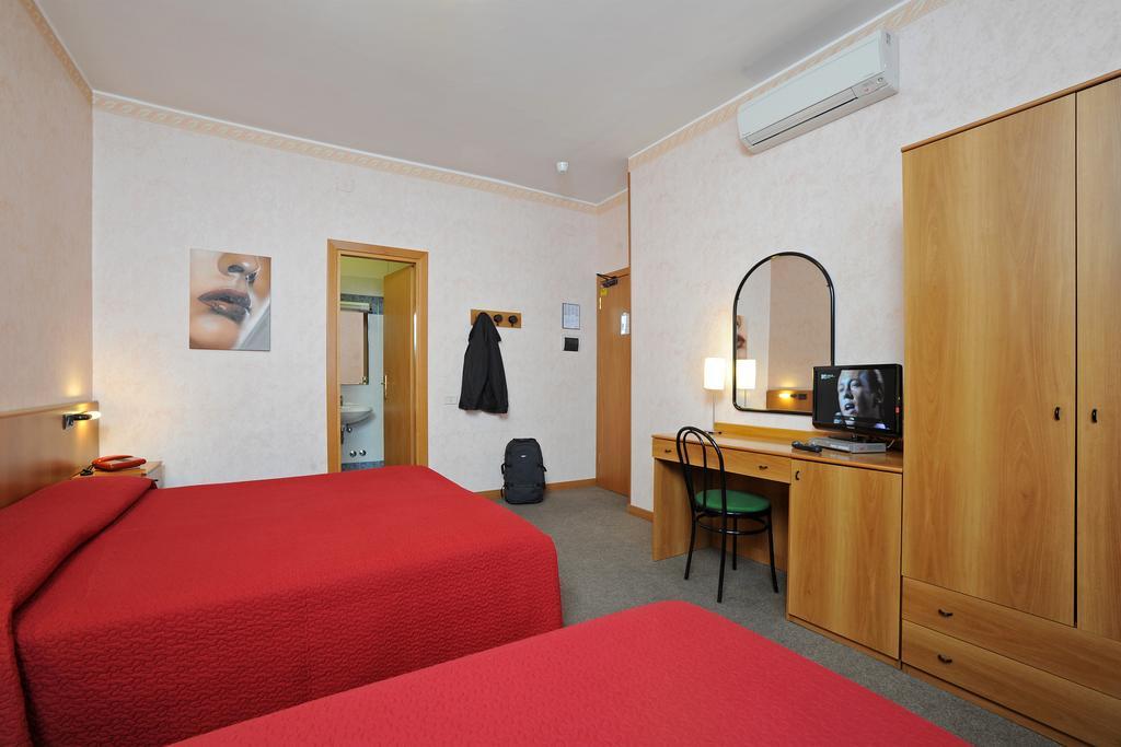Tuscia Hotel Viterbo Ruang foto