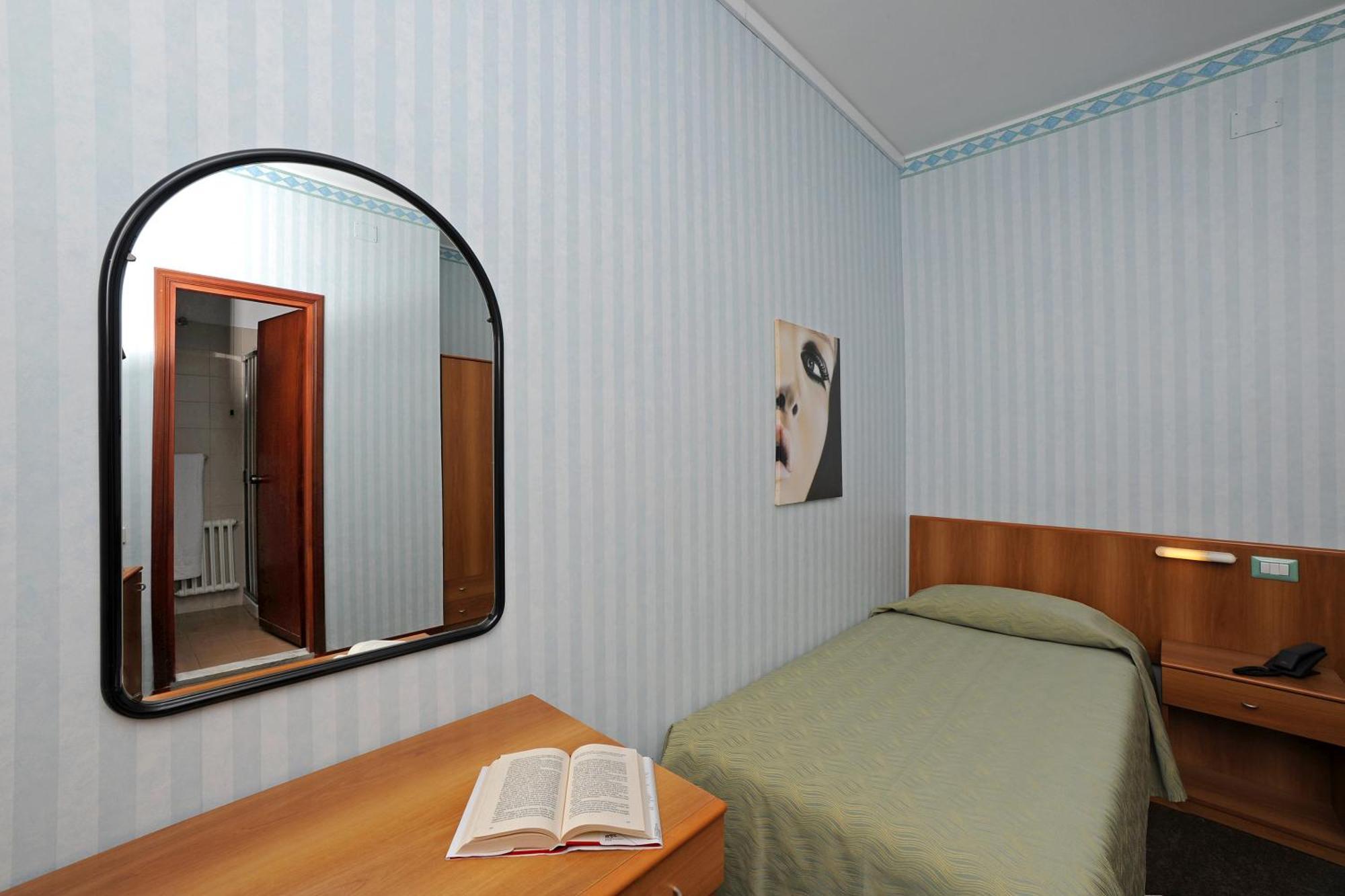 Tuscia Hotel Viterbo Ruang foto