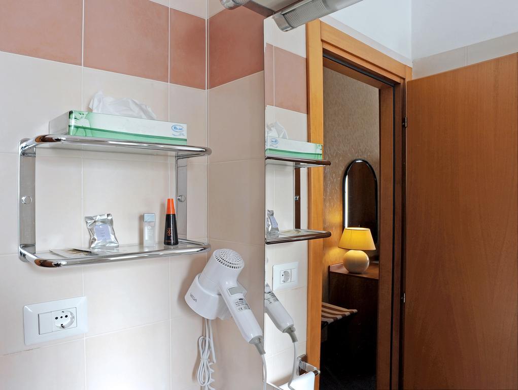 Tuscia Hotel Viterbo Ruang foto