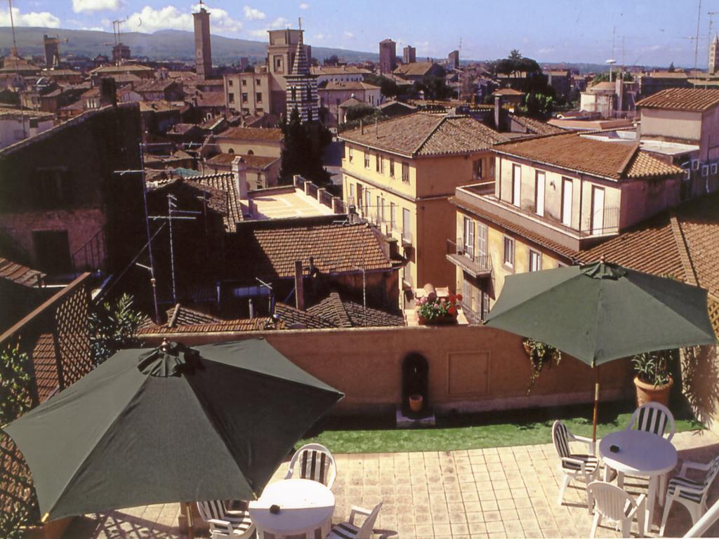 Tuscia Hotel Viterbo Bagian luar foto